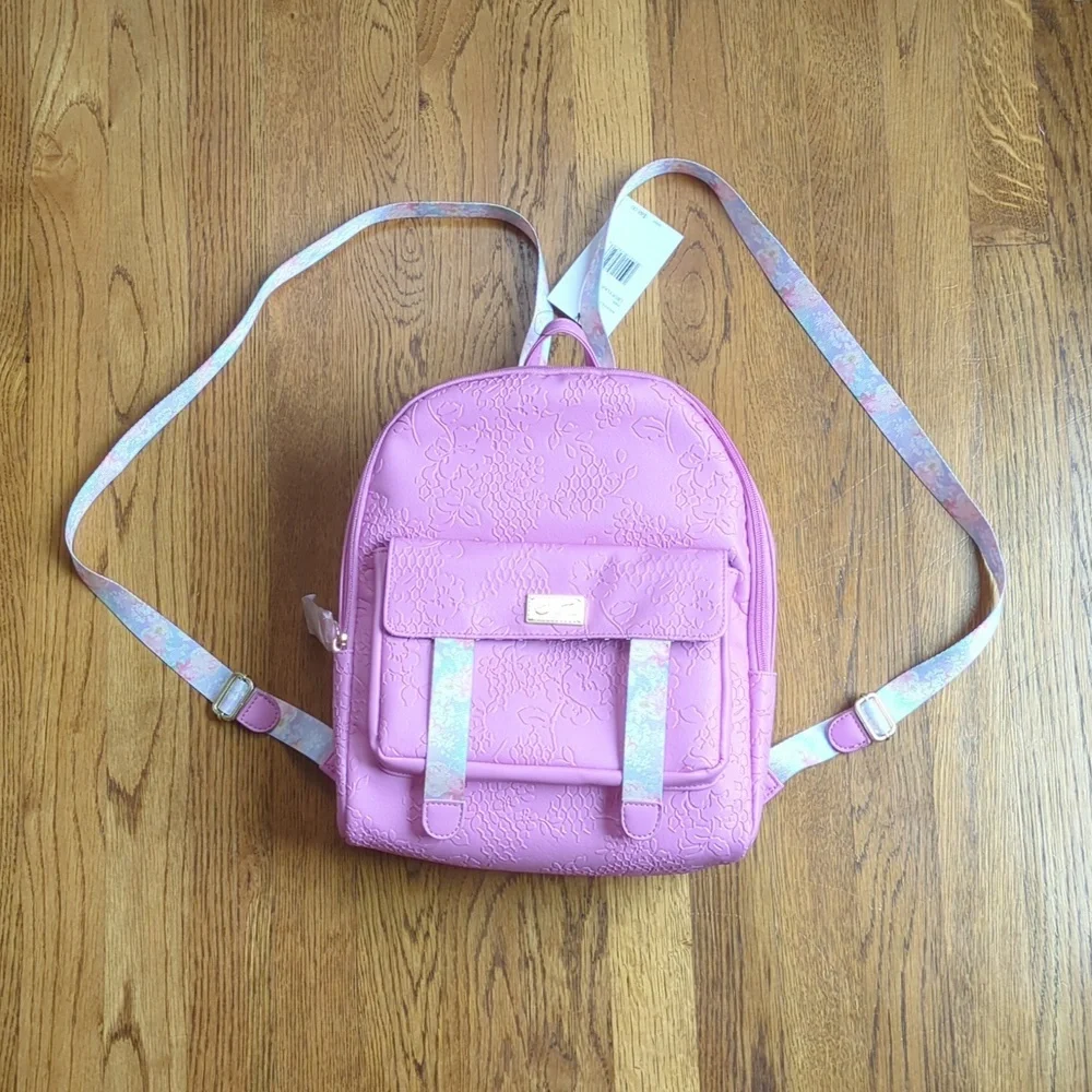 NWT Betsey Johnson LBSKYLAR Backpack In Pink